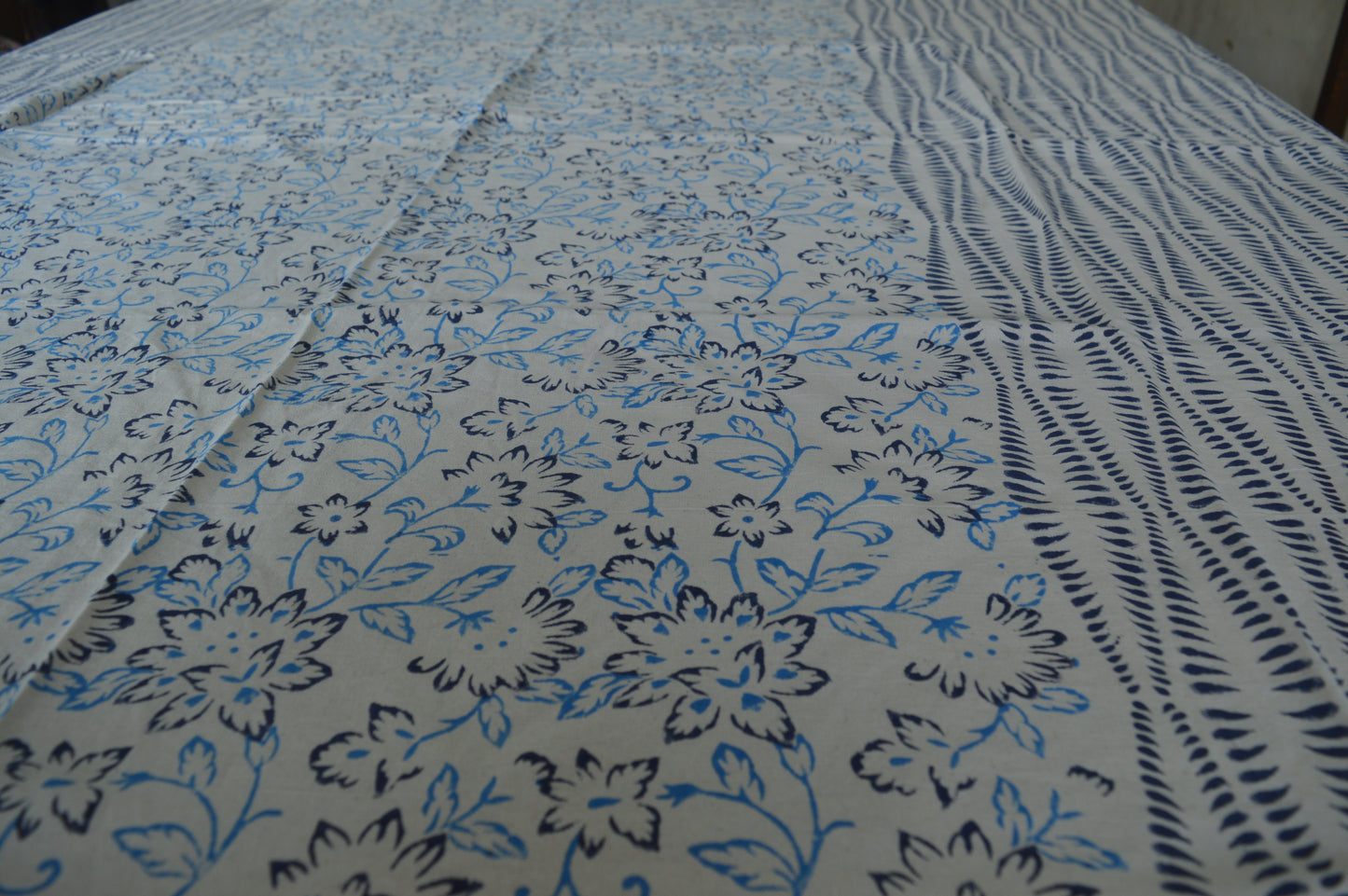 Indian Hand Block Traditional Printed Tablecloth Handmade Cotton Floral 6 Seater Tabletop Decorative for Dinning Table 60 * 90 Inches with Nepkins