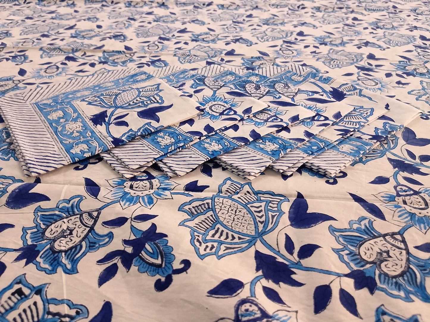 Indian Hand Block Traditional Printed Tablecloth Handmade Cotton Floral 6 Seater Tabletop Decorative for Dinning Table 60 * 90 Inches with Nepkins