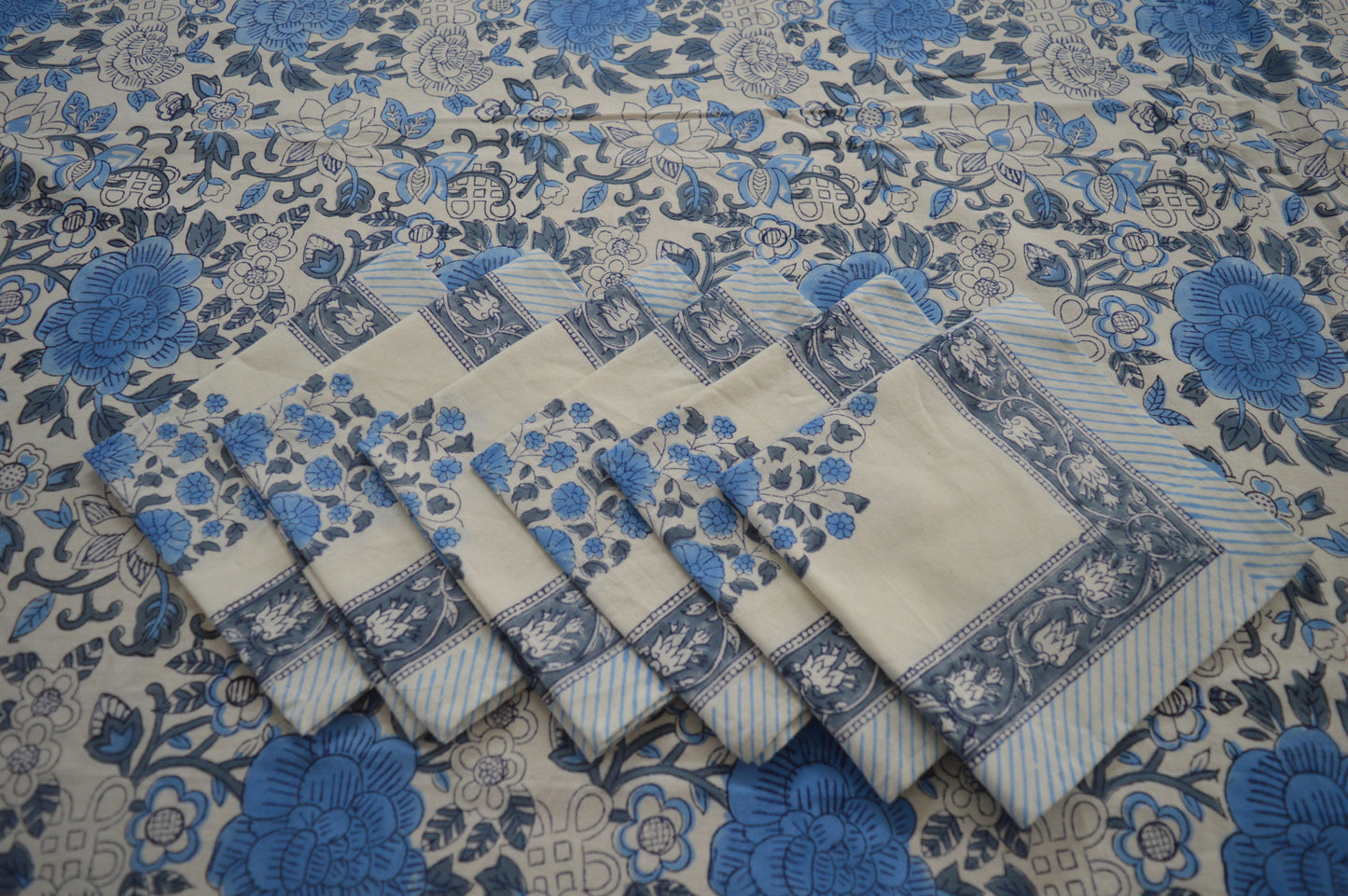 Indian Hand Block Traditional Printed Tablecloth Handmade Cotton Floral 6 Seater Tabletop Decorative for Dinning Table 60 * 90 Inches with Nepkins