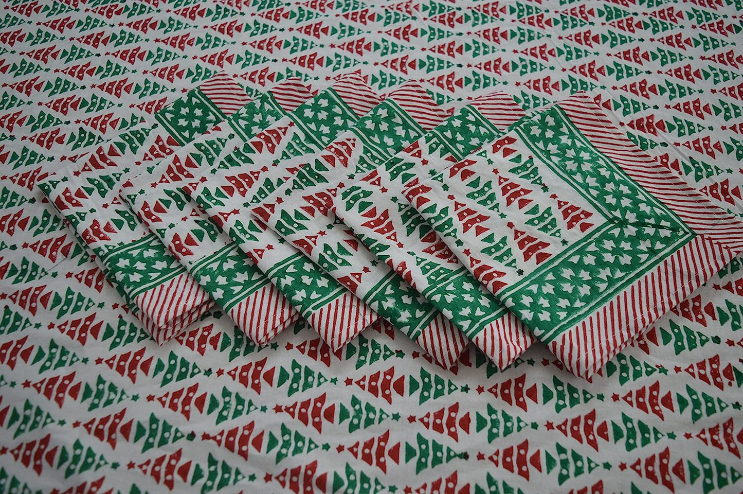 Indian Hand Block Traditional Printed Tablecloth Handmade Cotton Floral 6 Seater Tabletop Decorative for Dinning Table 60 * 90 Inches with Nepkins